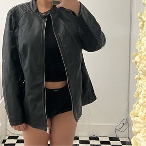 OVER SIZED LEATHER JACKET 🏍️💋